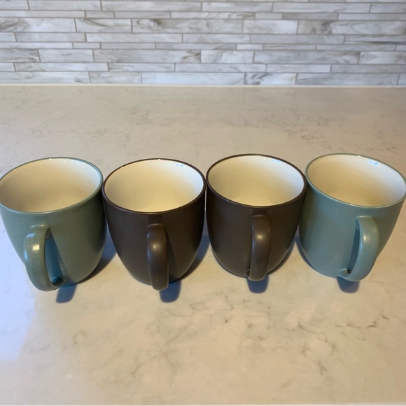 Noritake Colorwave Stoneware 12 oz mugs - set of 4 - Picture 3 of 10